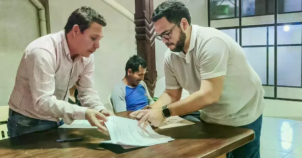 El alcalde de San José de Chiquitos, Diego Caballero, durante la promulgación de la norma