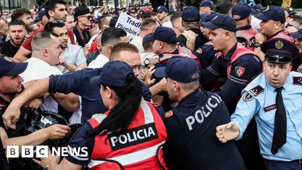 Las protestas contra el resort de Kushner sacuden Albania