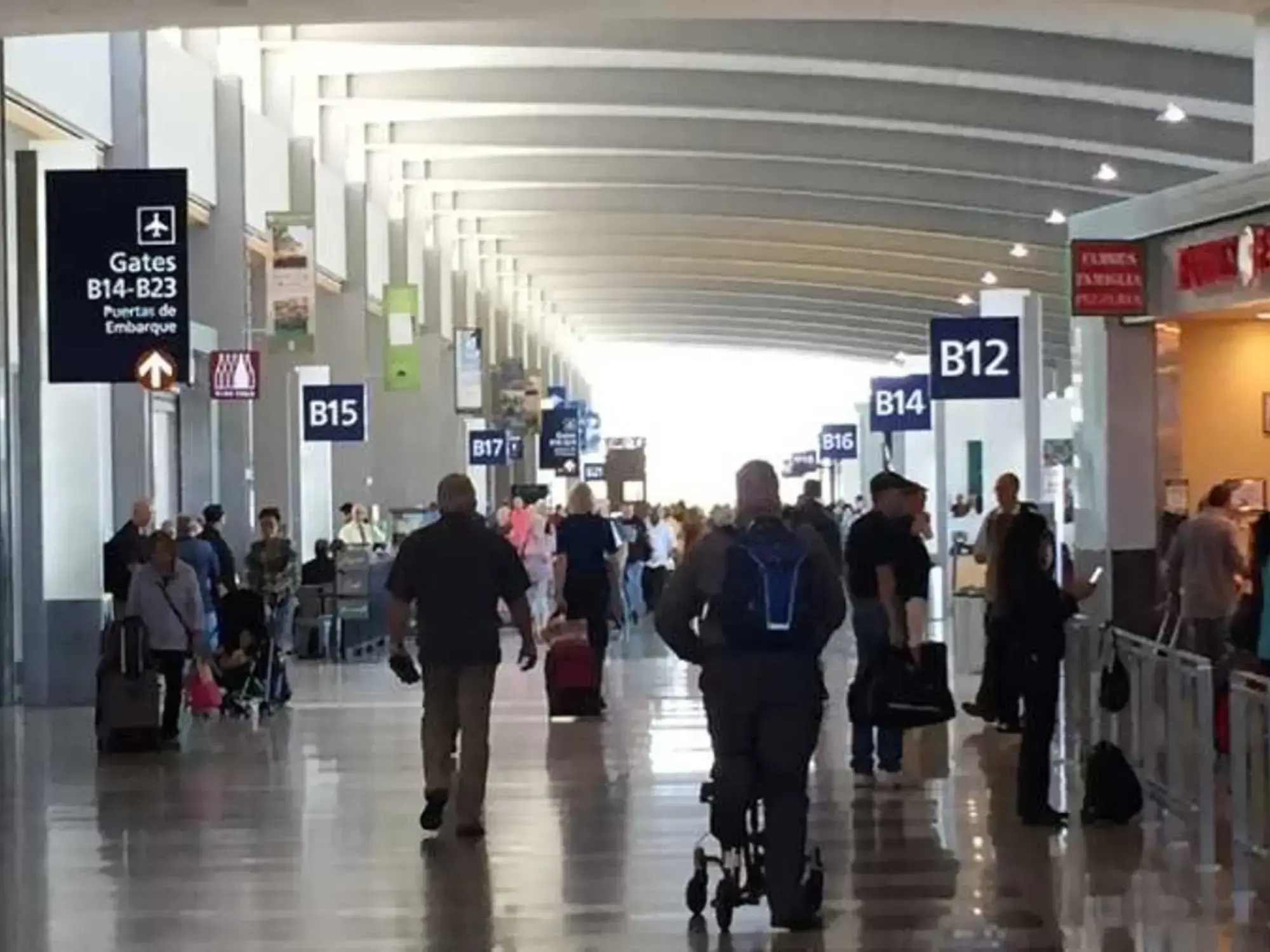 El Aeropuerto Internacional de Sacramento, donde fue detenido un hombre con una bomba.