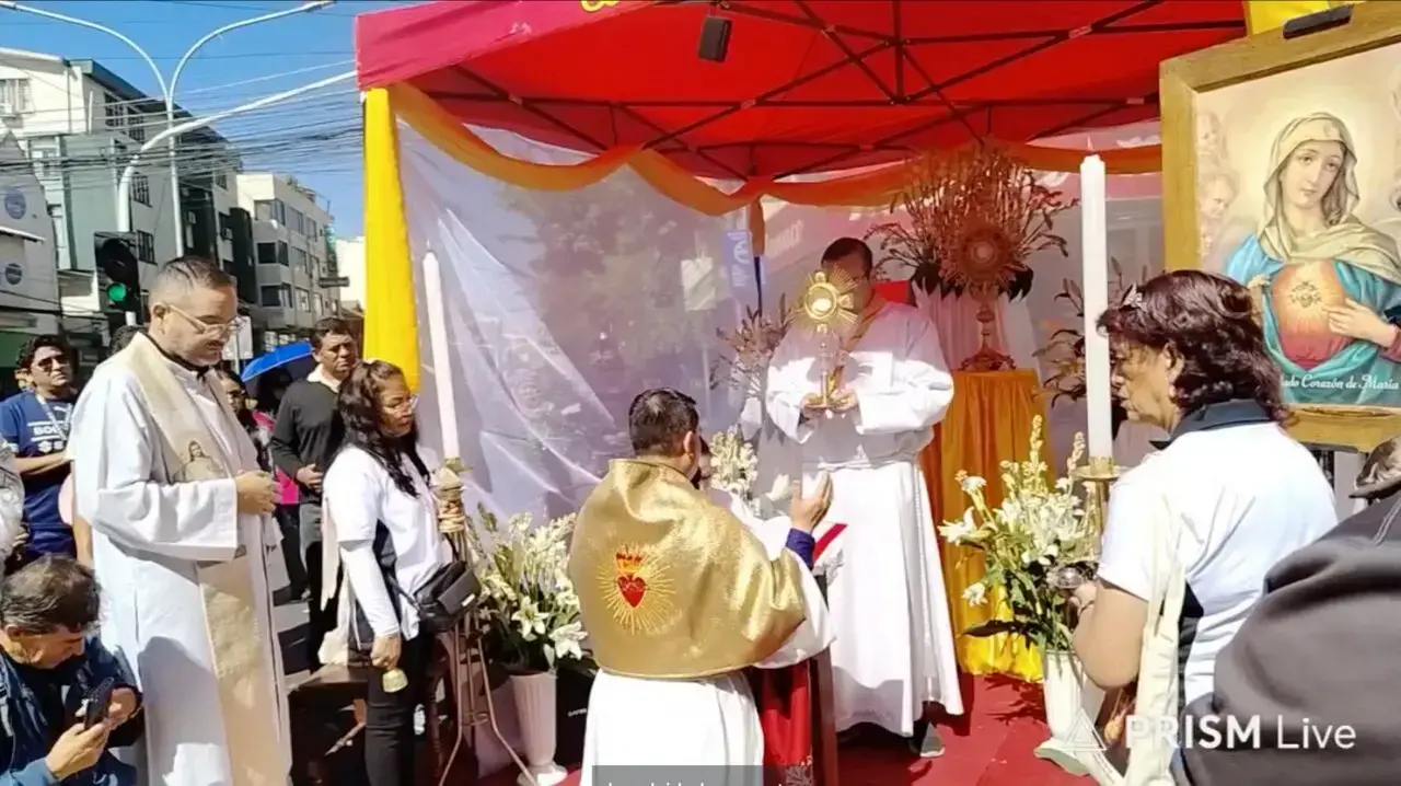 Corpus Christi moviliza a miles de católicos en Bolivia
