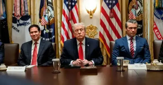 Marco Rubio, Donald Trump y Pete Hegseth