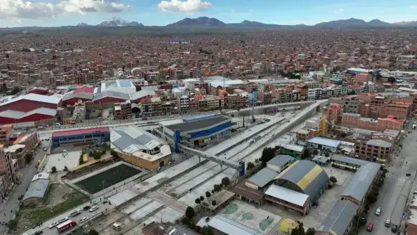 Industria paceña pierde 3 millones de dólares diarios por bloqueos