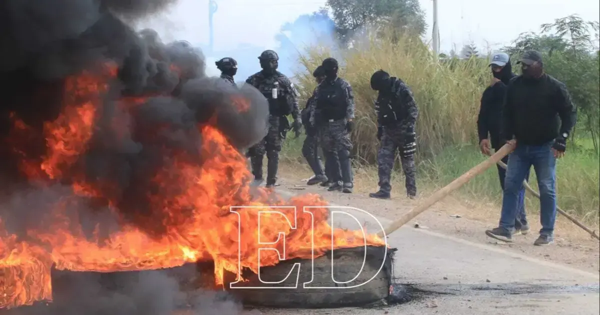 La Policía intentó levantar el bloqueo en San Julián.