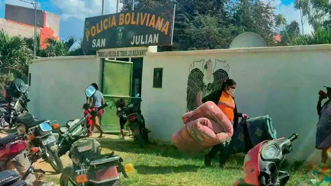 Seis policías heridos y cinco detenidos en operativo en San Julián