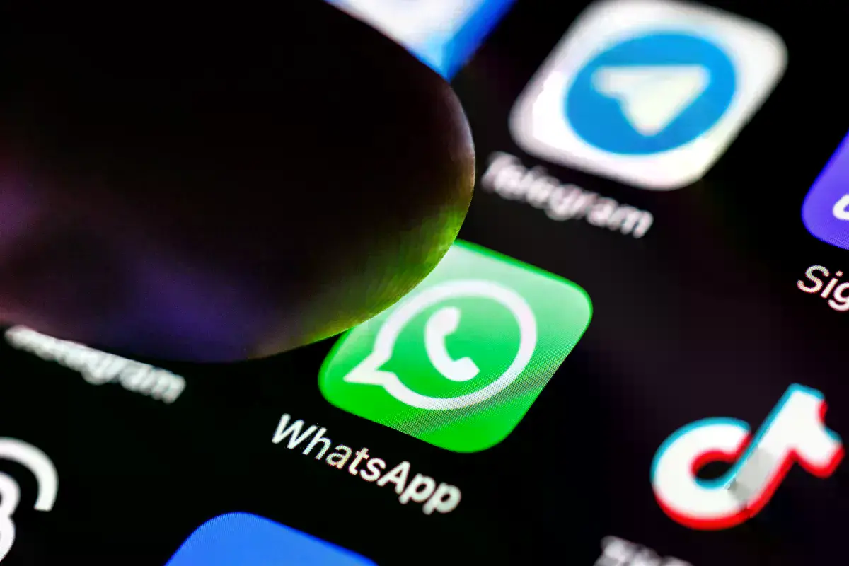 Meta lanza su agente de IA para WhatsApp Business a nivel global