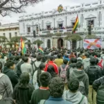 Cabildo en Sucre exige al Gobierno desbloqueo de carreteras con estado de excepción