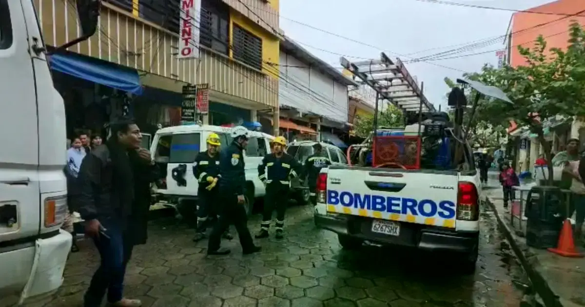 Bomberos municipales controlaron el fuego