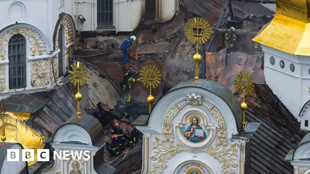 La catedral de la Dormición es un símbolo religioso y cultural para el pueblo de Ucrania.