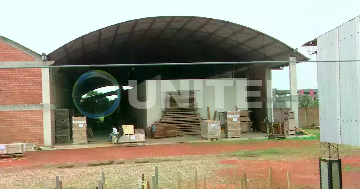Allanamiento en una empresa exportadora de madera en el parque industrial