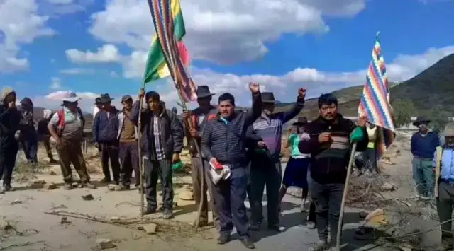El punto de bloqueo en el municipio de Aiquile.