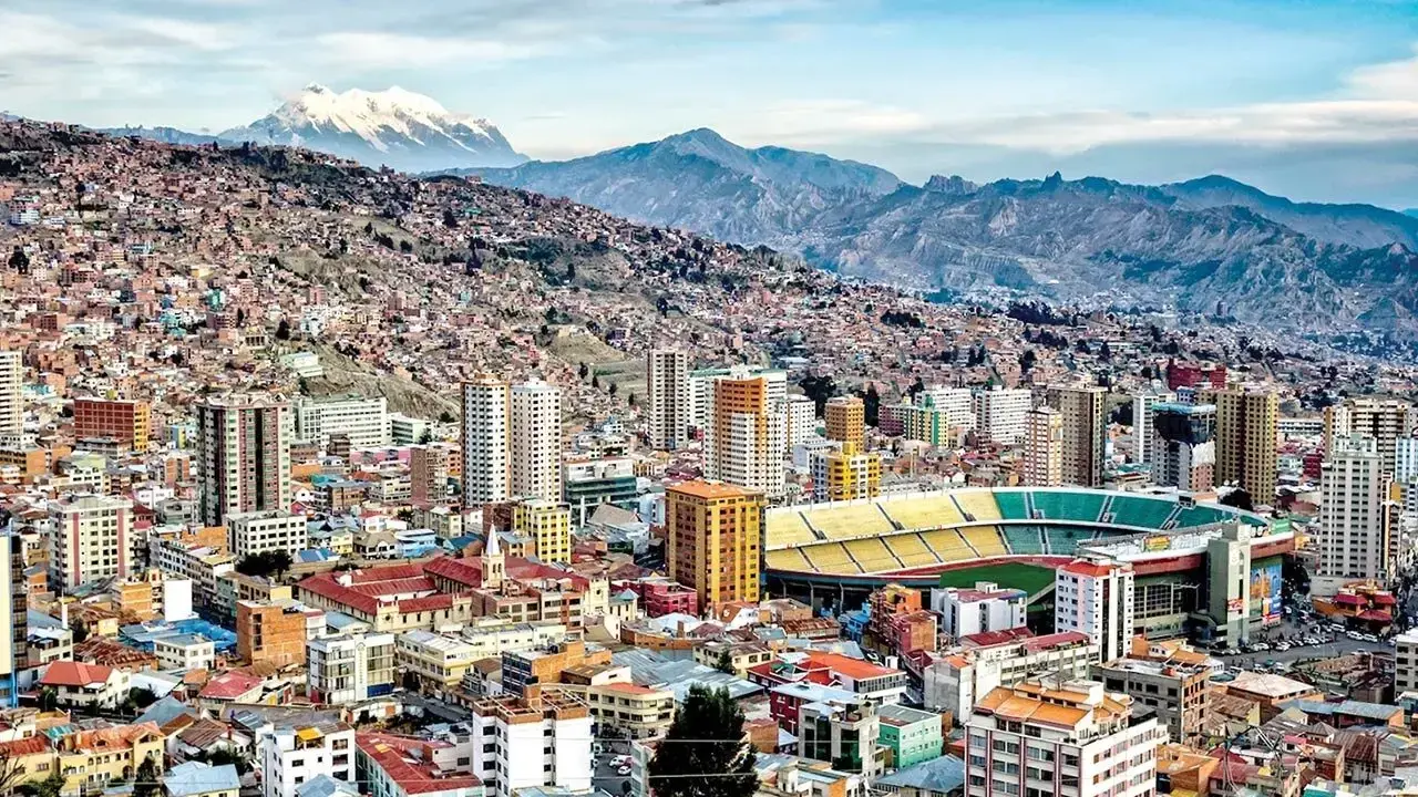 Una vista panorámica de la ciudad de La Paz.