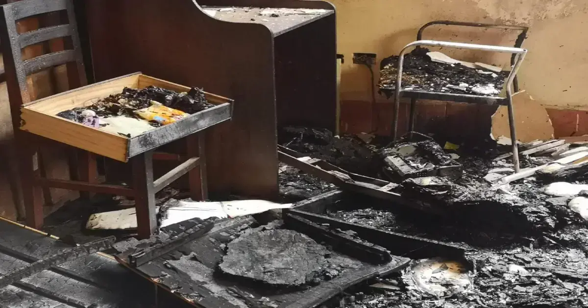 Así quedaron las instalaciones de la subalcaldía, de acuerdo a la imagen compartida desde el aparato de comunicación estatal