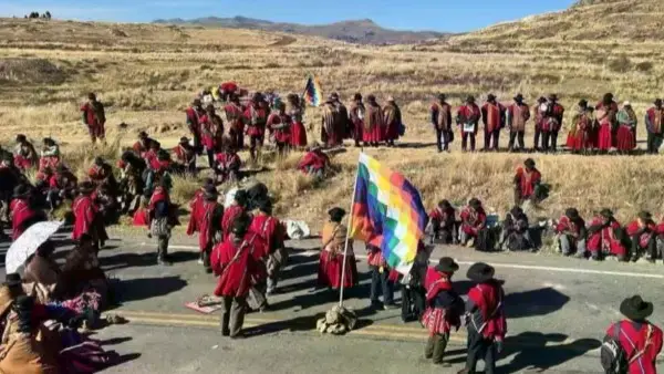 Un bloqueo de carreteras en el altiplano.