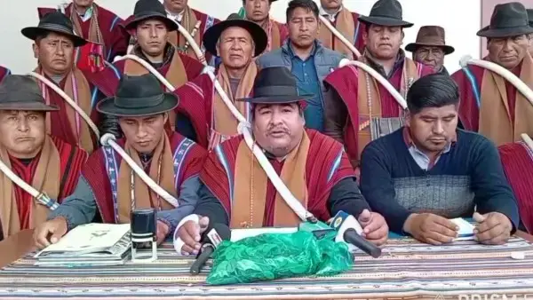 Dirigencia de la Federación de Campesinos Tupac Katari.