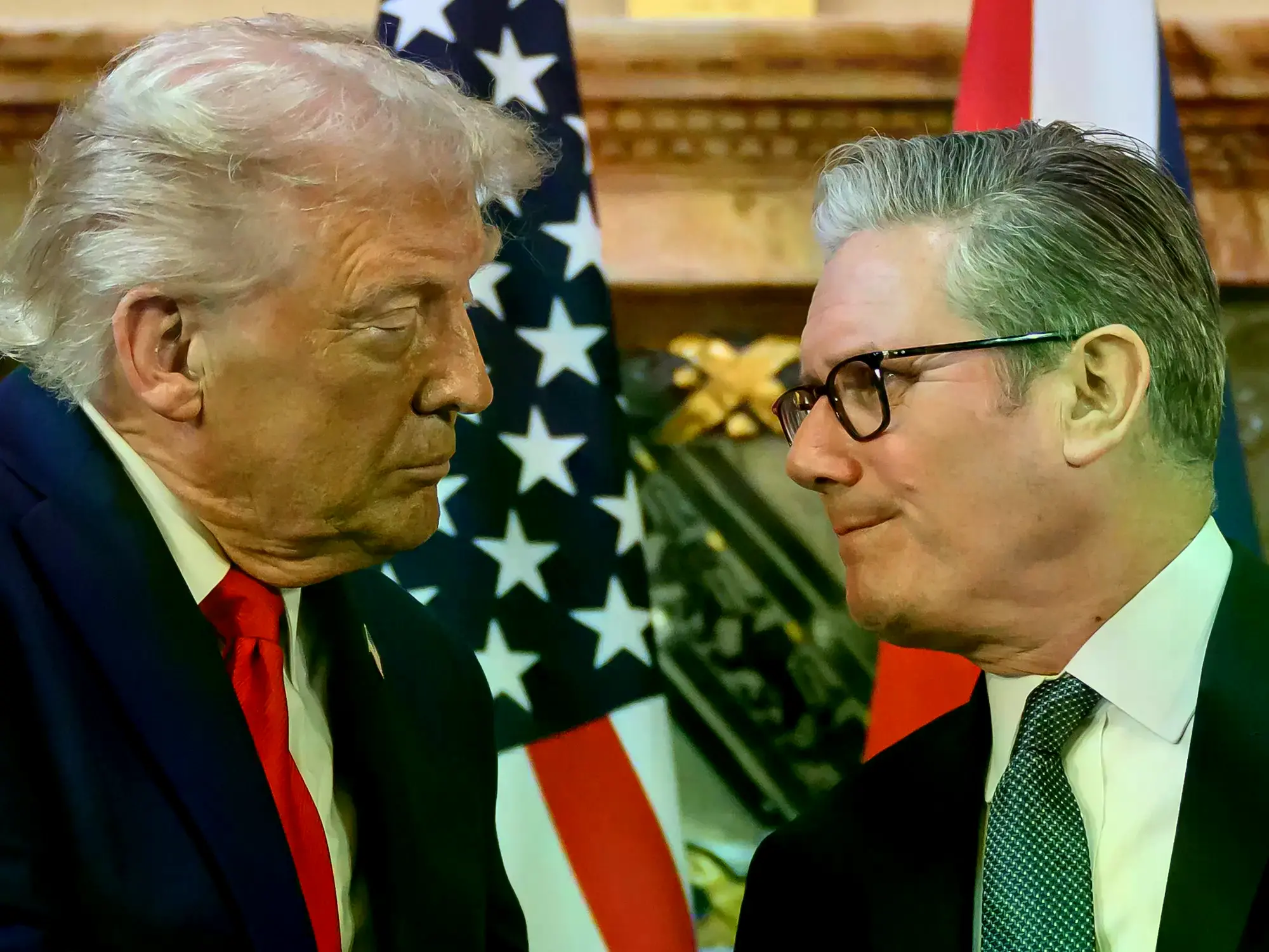 Donald Trump aseguró que Keir Starmer renunciará como primer ministro británico.
