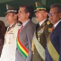 El presidente Rodrigo Paz y el vicepresidente Edmand Lara, en un acto de la Anapol.
