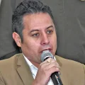El vicepresidente Edmand Lara.