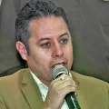El vicepresidente Edmand Lara.