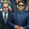 Familia de Silvio Berlusconi en su funeral en Milán.
