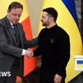 El primer ministro belga, Bart De Wever, aún no está convencido de que el dinero retenido en Bélgica deba prestarse a Ucrania