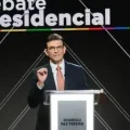 Rodrigo Paz en el debate presidencial por segunda vuelta el 15 de octubre.