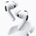 Solo los modelos más nuevos, como los AirPods Pro 3, son compatibles con la función.