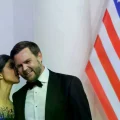 JD Vance y su esposa Usha