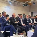 Espinoza y Aramayo participan del foro en Davos.