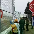 Protesta contra el ICE frente al Edificio Federal Bishop Henry Whipple en Saint Paul, Minnesota.