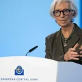 Christine Lagarde, presidenta del Banco Central Europeo, en rueda de prensa en Fráncfort.