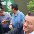 Jhonny Fernández llegando a las oficinas de la Delcc
