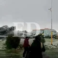 El avión Hércules C-130 destruido tras salirse de la pista.