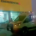 Ambulancias llegan al Hospital del Norte tras el accidente aéreo.