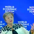 Kristalina Georgieva habló de la incertidumbre agravada por la guerra.