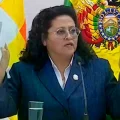 La ministra de Salud, en conferencia de prensa.