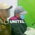 Uno de los policías es dirigido a su audiencia cautelar