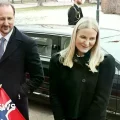 La princesa heredera Mette-Marit con el príncipe heredero Haakon.