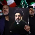 Mojtaba Khamenei fue elegido líder supremo de Irán para suceder a su padre.