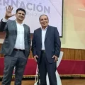El candidato de AGN Luis Ayllón y el postulante de Patria-Unidos Franz García, durante el foro debate del TED.