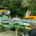 Productores protestan por el arroz importado en Beni.