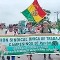 Momento en que la marcha partió de Rurrenabaque a Yucumo.