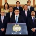 El presidente Rodrigo Paz y su gabinete de ministros.