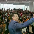 El presidente Rodrigo Paz en reunión con los alcaldes electos del país