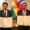 Los cancilleres de Bolivia, Fernando Aramayo, y de Chile, Francisco Pérez, al terminar su reunión en La Paz.