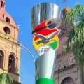 El trofeo de la Copa Simón Bolívar de 2025.
