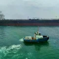 Un petrolero frente a la costa iraní en el Estrecho de Ormuz, este viernes.