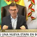 El presidente Rodrigo Paz pronuncia un mensaje en víspera del 1 de mayo.