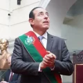 El nuevo burgomaestre hizo énfasis en la necesidad de dejar de lado posturas ideológicas.