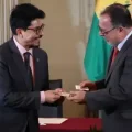 El canciller de Bolivia, Fernando Aramayo y el cónsul de Chile en Bolivia, Fernando Velasco.