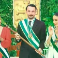La presidenta de la Asamblea Departamental, María René Álvarez (izq.) tomó juramento a Juan Pablo Velasco y Paola Aguirre.